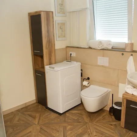 Black Der Sportschule Badura Διαμέρισμα *